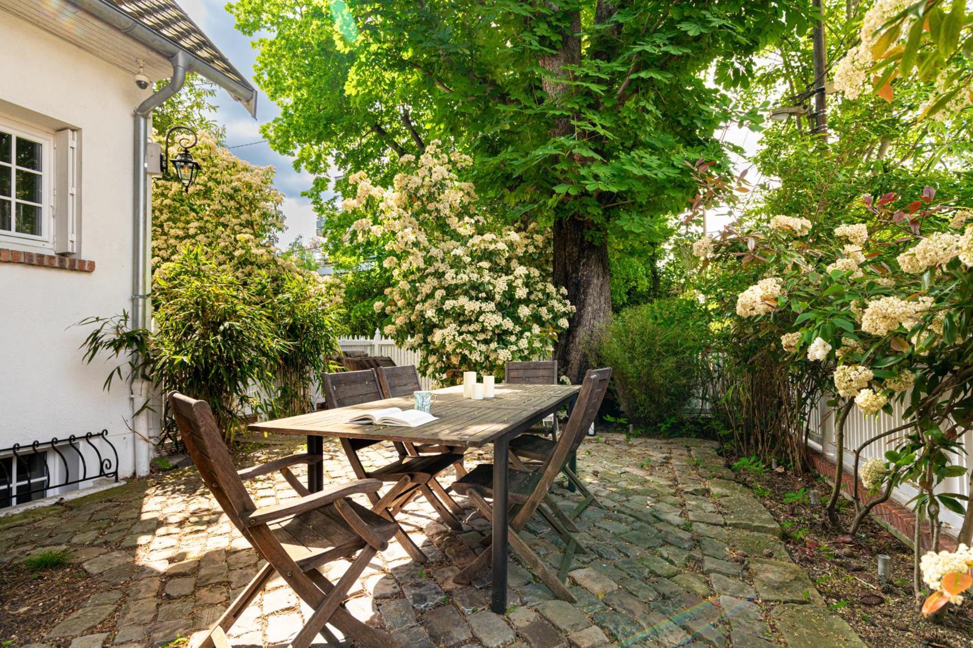 Modern Apartement Grand Paris, Tv Salon, Sharing Garden, Villa Des Ammonites Meudon Exteriör bild